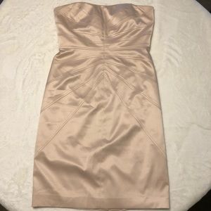 Strapless nude Jessica Simpson dress